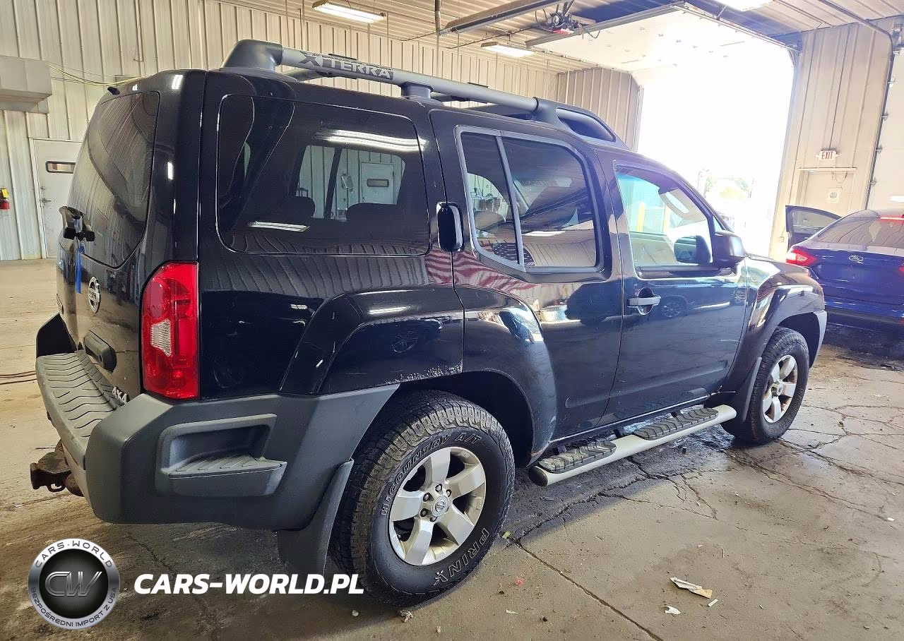 2010 Nissan Xterra X VIN:5N1AN0NW6AC512375 - 3