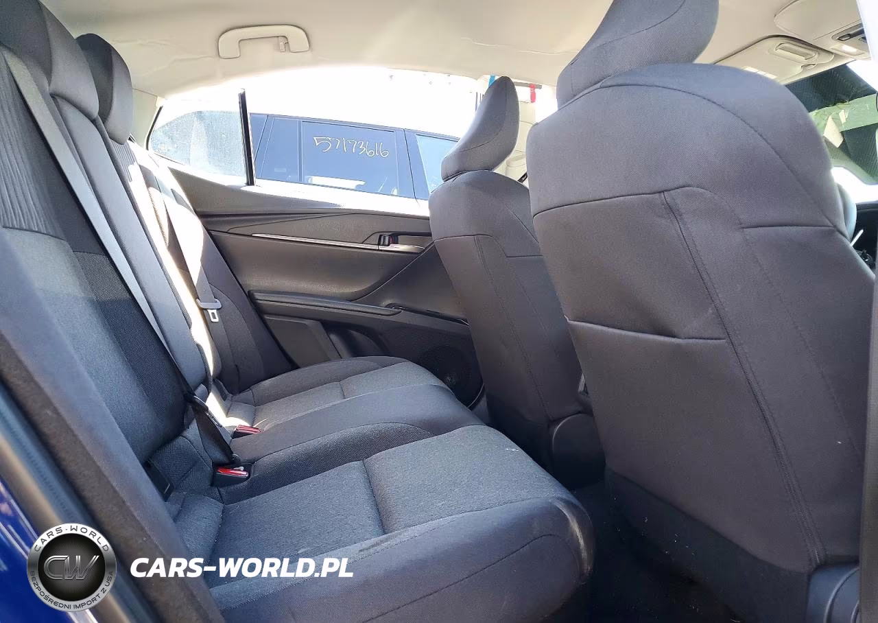 2026 Toyota Camry Le VIN:4T1DAACKXTU222278 - 10