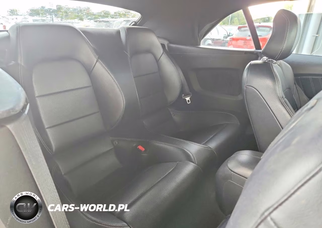 2016 Ford Mustang VIN:1FATP8UH1G5275032 - 10