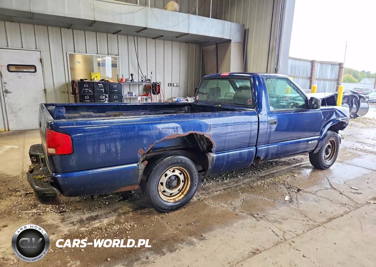 2002 Chevrolet S Truck S10 VIN:1GCCS14W428245819 - 3