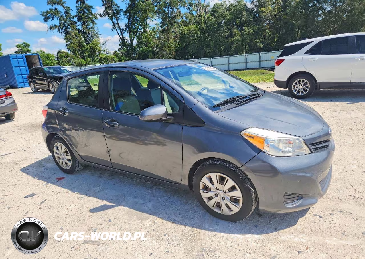 2012 Toyota Yaris 5-Door L VIN:JTDKTUD37CD524397 - 4