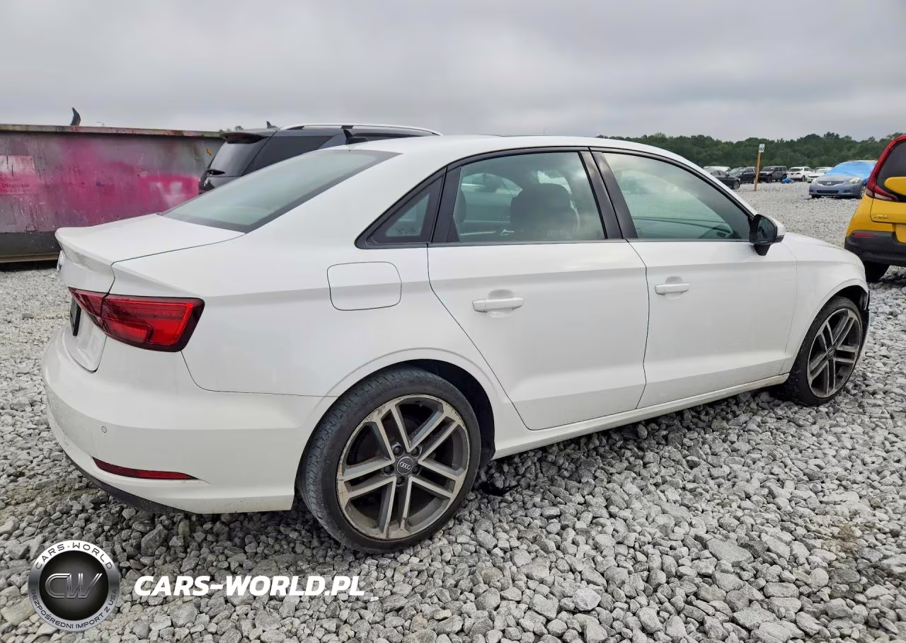 2020 Audi A3 Premium VIN:WAUAUGFF0LA103427 - 3