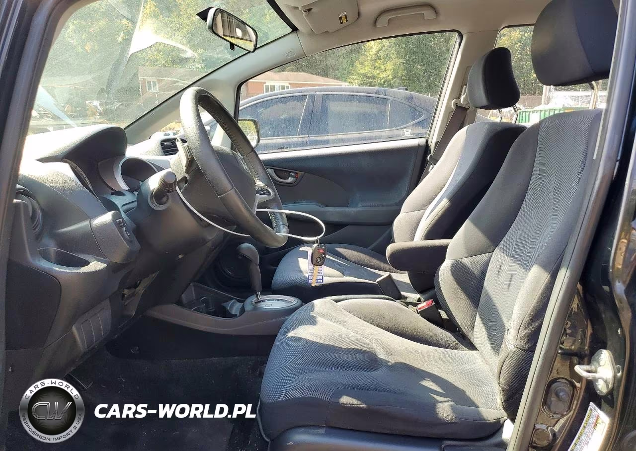 2010 Honda Fit Sport VIN:JHMGE8H49AC005119 - 7