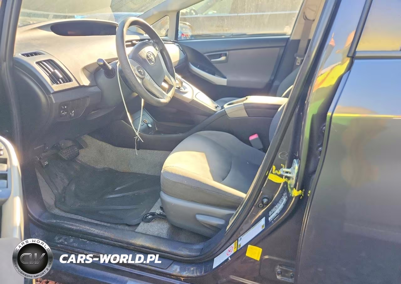 2012 Toyota Prius Two VIN:JTDKN3DU0C5442471 - 12