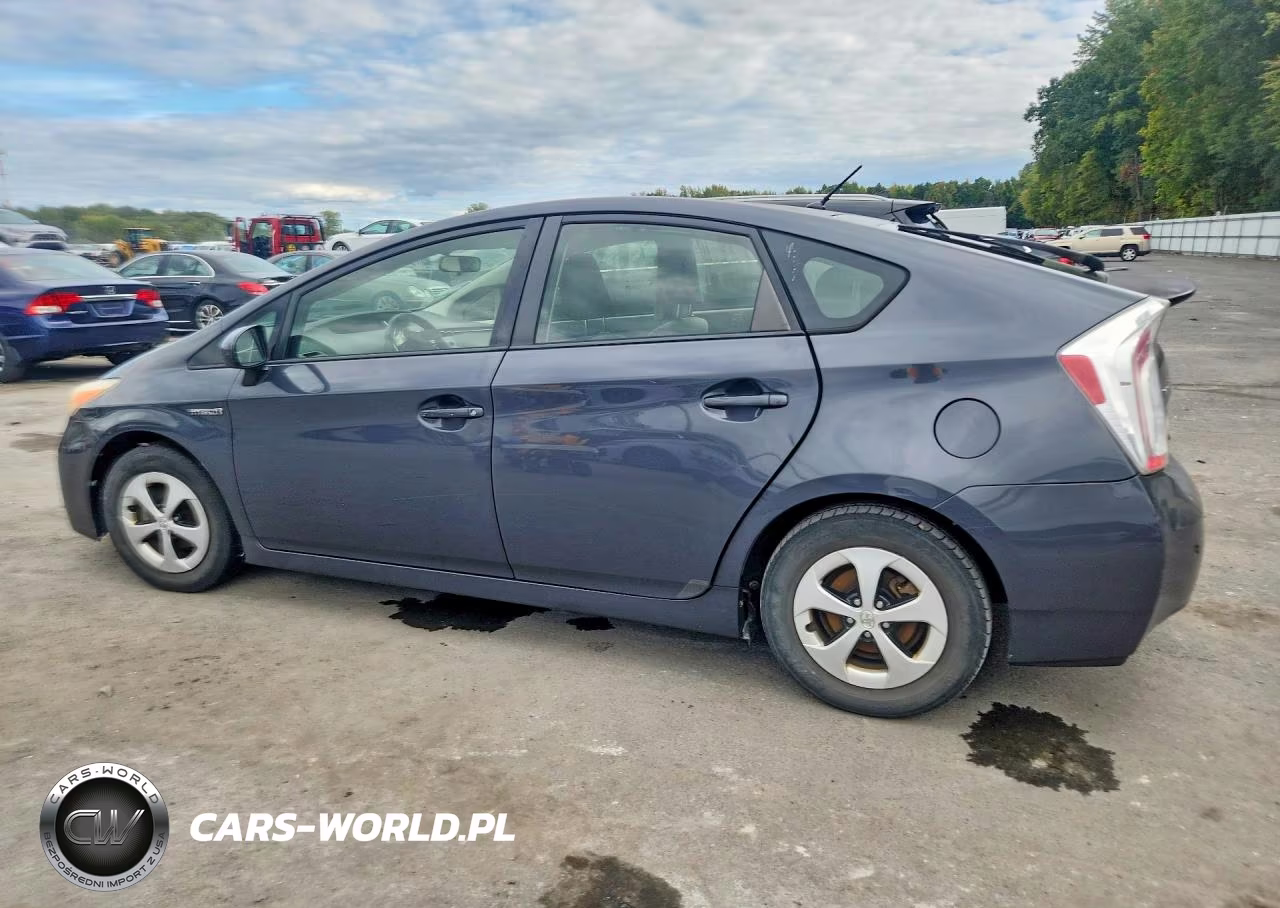 2012 Toyota Prius Two VIN:JTDKN3DU0C5442471 - 2