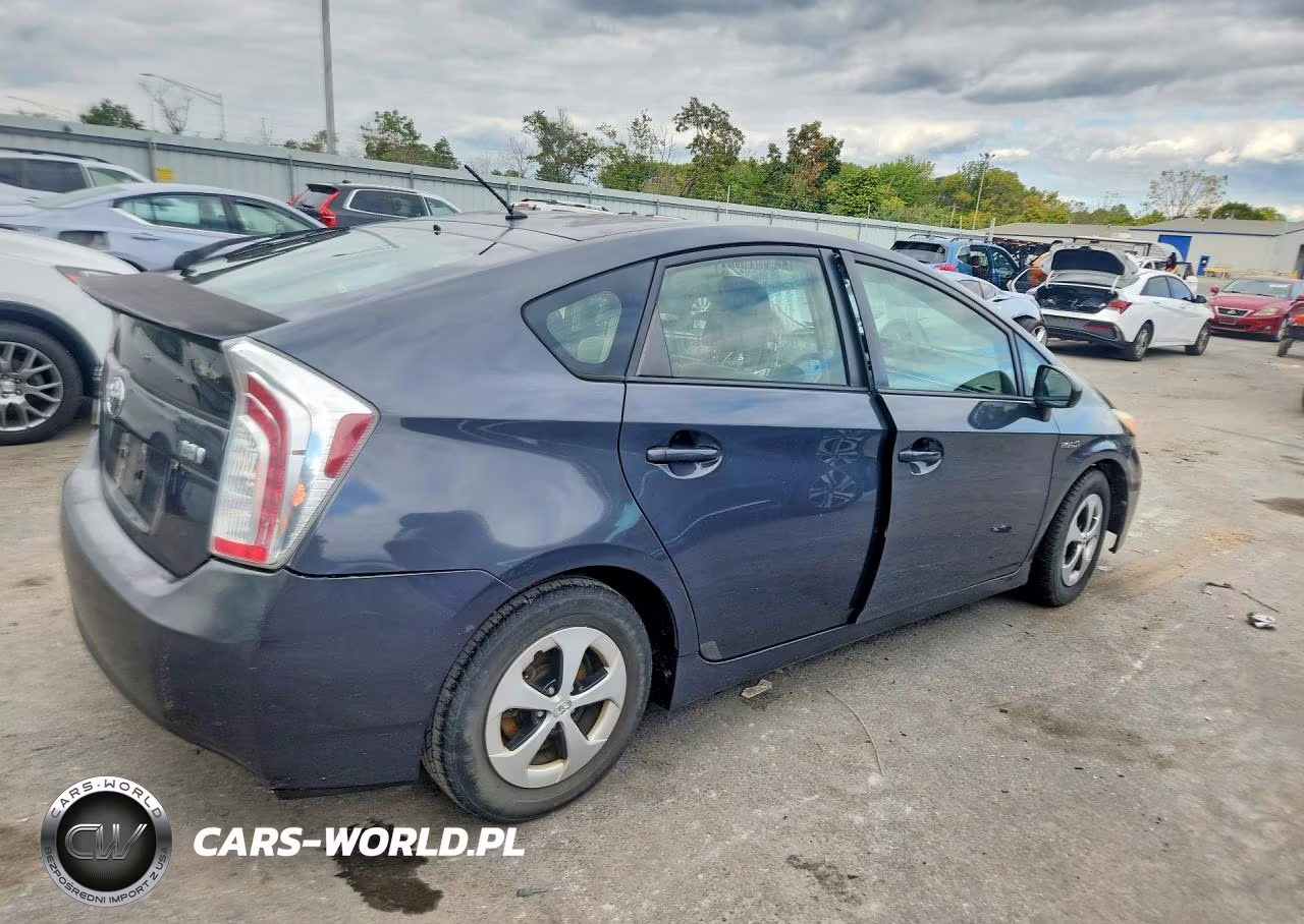 2012 Toyota Prius Two VIN:JTDKN3DU0C5442471 - 3