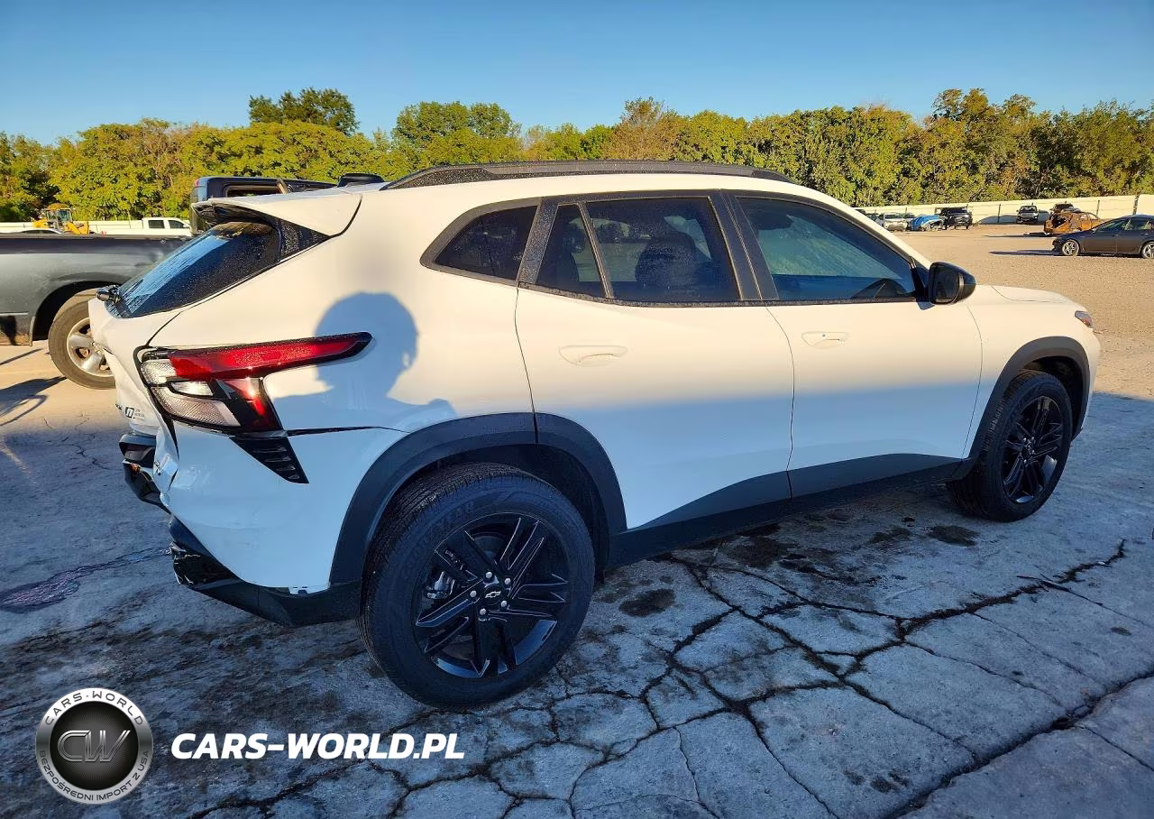 2026 Chevrolet Trax Activ VIN:KL77LKEP4TC157781 - 3