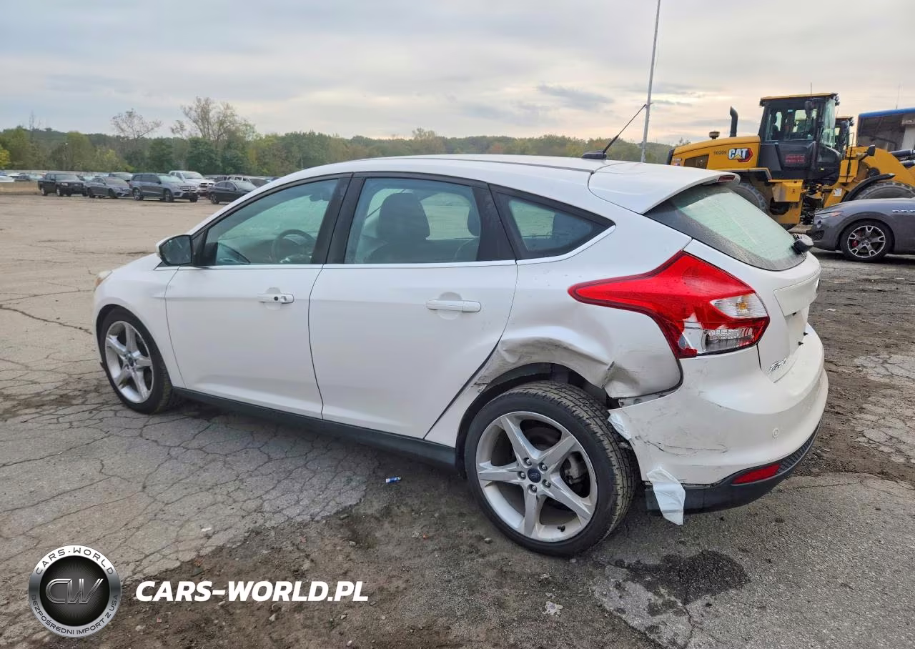 2012 Ford Focus Titanium VIN:1FAHP3N29CL462589 - 2
