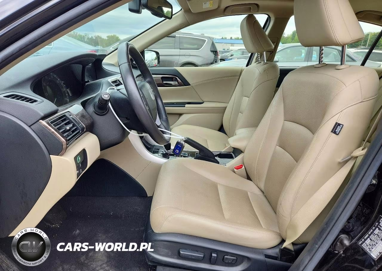 2017 Honda Accord Touring Hybrid VIN:JHMCR6F75HC029061 - 7