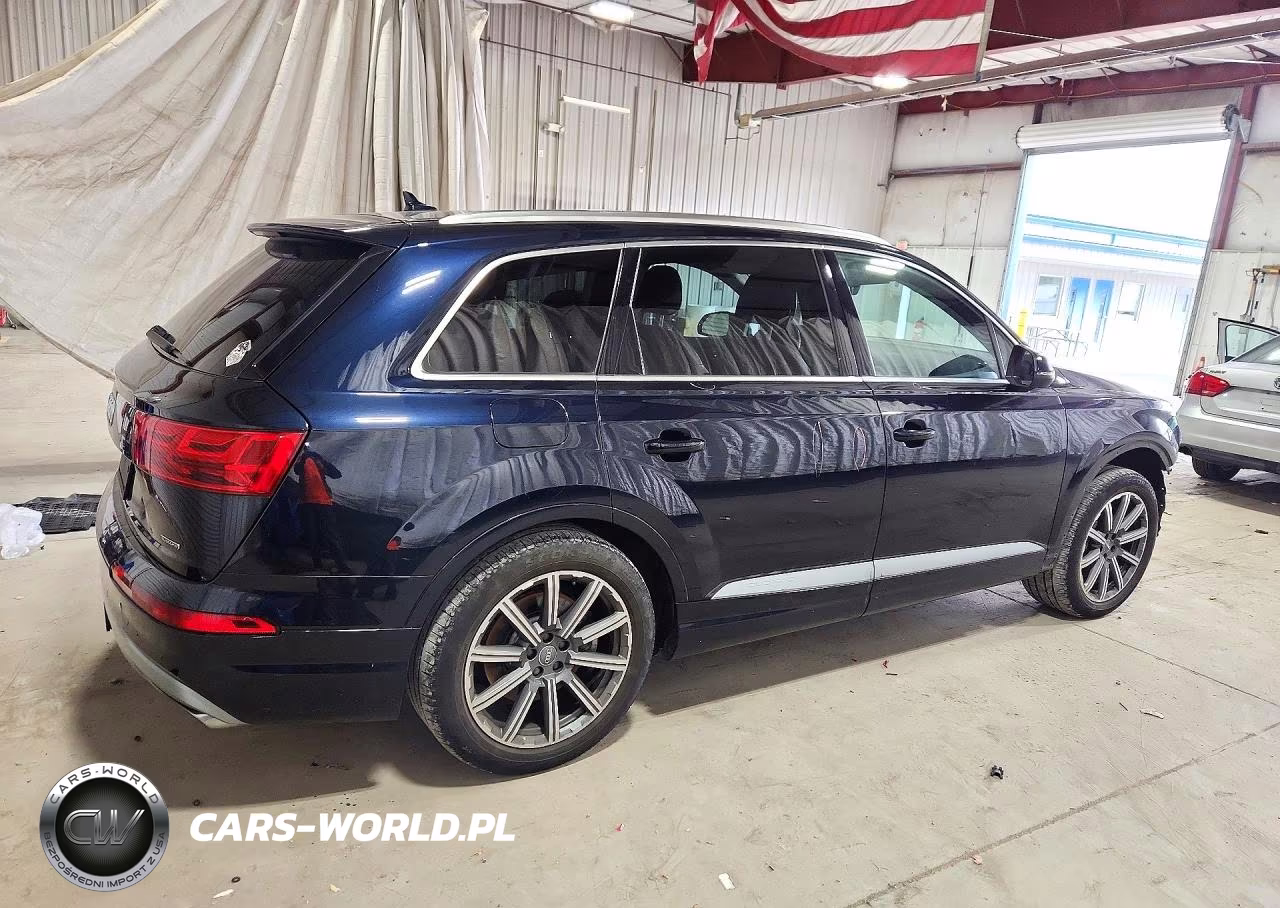 2018 Audi Q7 Premium Plus VIN:WA1LHAF71JD003218 - 3