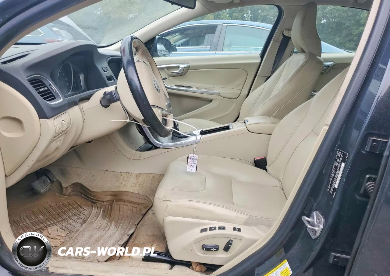 2015 Volvo S60 VIN:YV140MFJ9F1361183 - 7