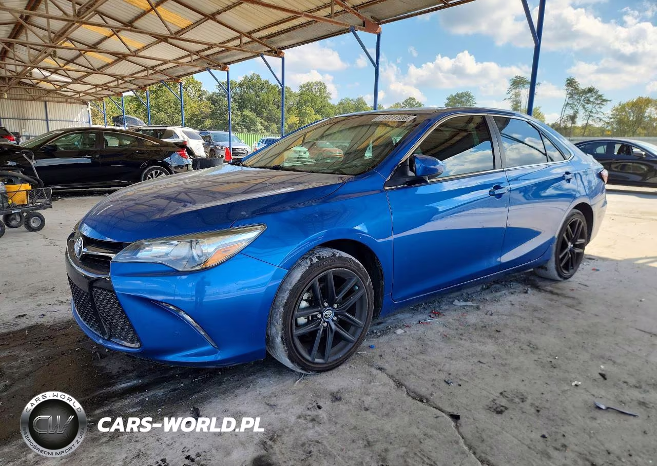 2016 Toyota Camry Special Edition – zdjęcie 1 z 12