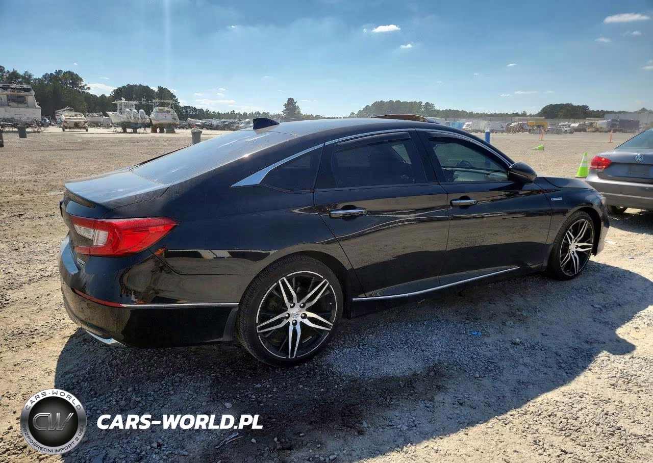 2022 Honda Accord Touring Hybrid VIN:1HGCV3F97NA007682 - 3