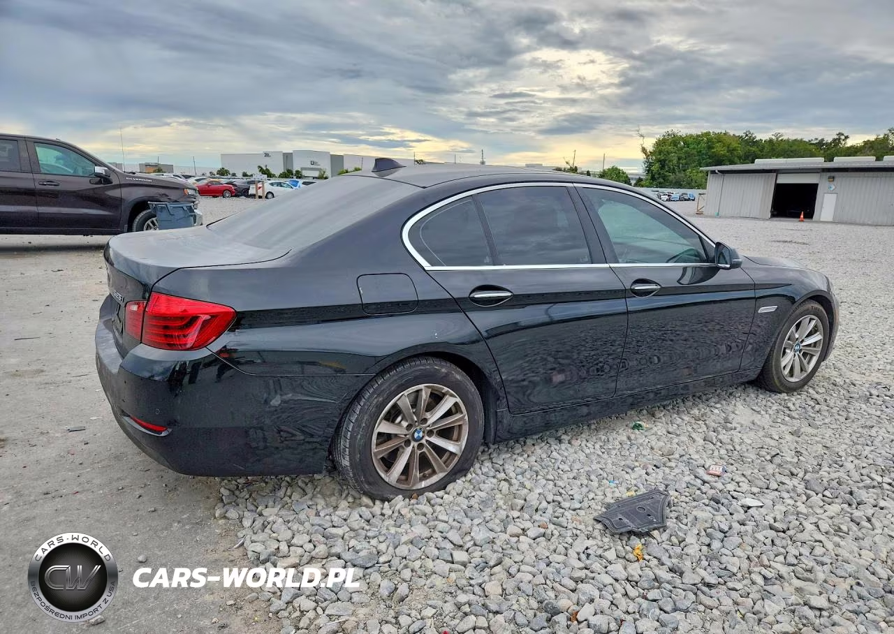 2016 BMW 528 I VIN:WBA5A5C57GG350182 - 3