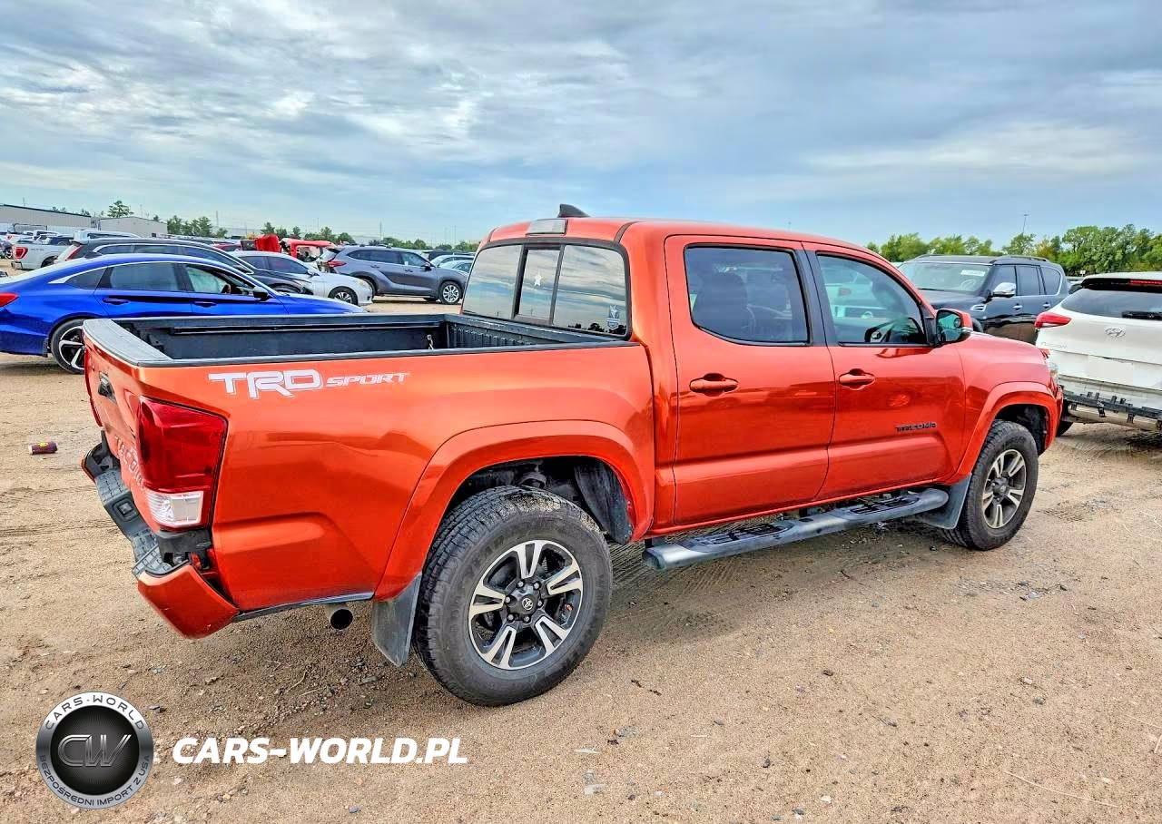 2016 Toyota Tacoma Trd Sport VIN:5TFAZ5CN7GX020438 - 3