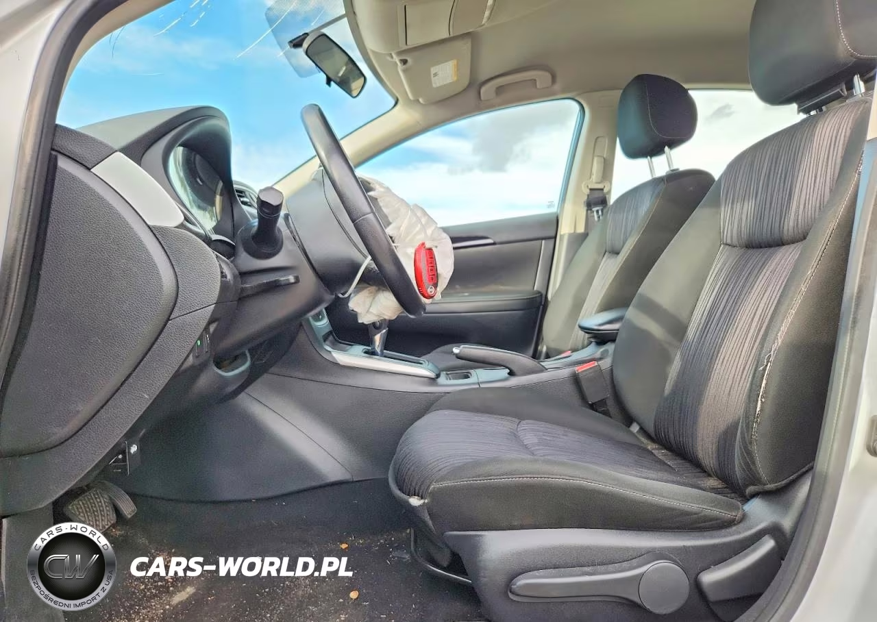 2019 Nissan Sentra Sv VIN:3N1AB7AP5KY283946 - 7