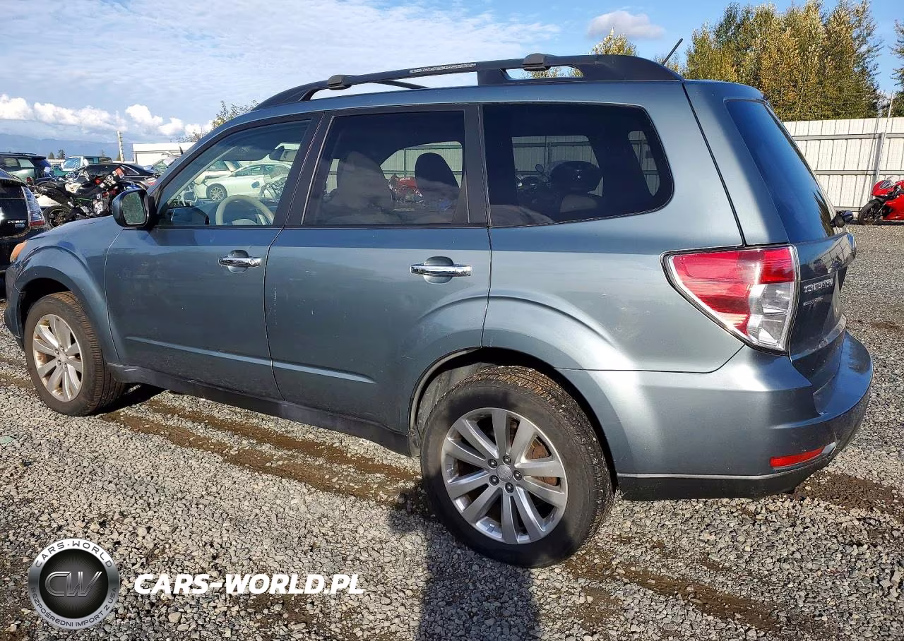 2011 Subaru Forester 2.5X Premium VIN:JF2SHADC5BH719987 - 2