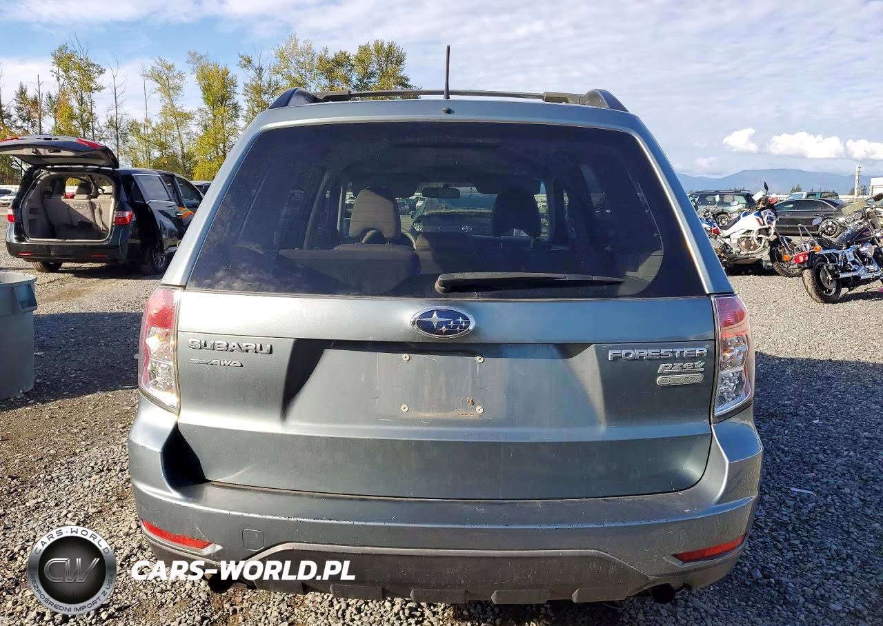2011 Subaru Forester 2.5X Premium VIN:JF2SHADC5BH719987 - 6
