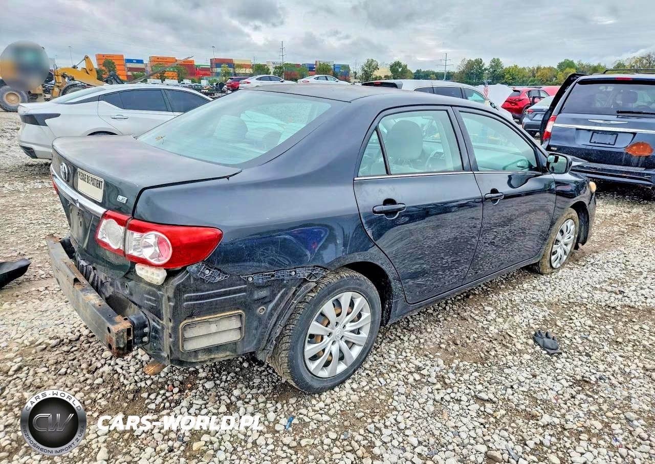 2013 Toyota Corolla Le VIN:5YFBU4EE5DP085194 - 3