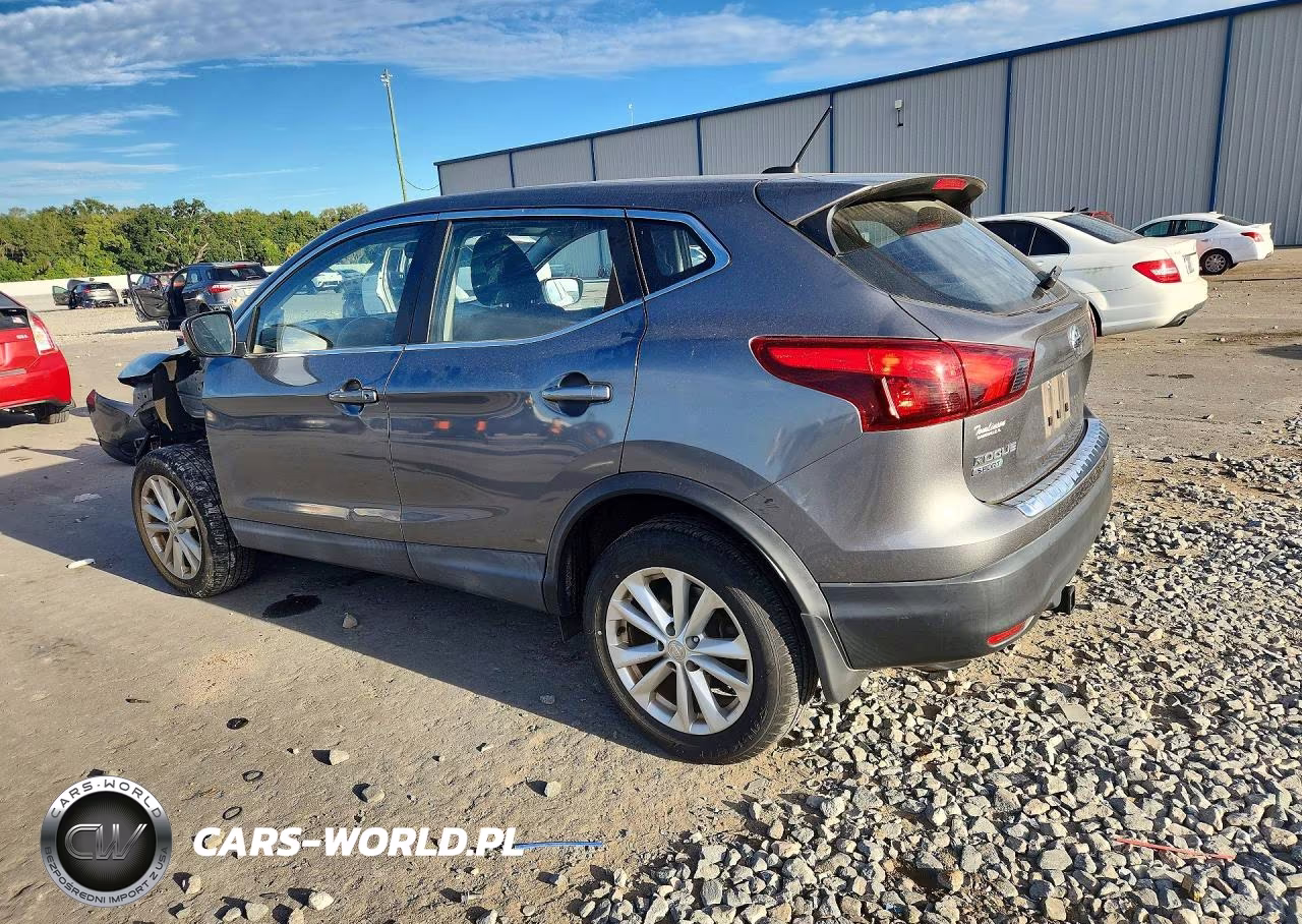 2018 Nissan Rogue Sport S VIN:JN1BJ1CP5JW187581 - 2