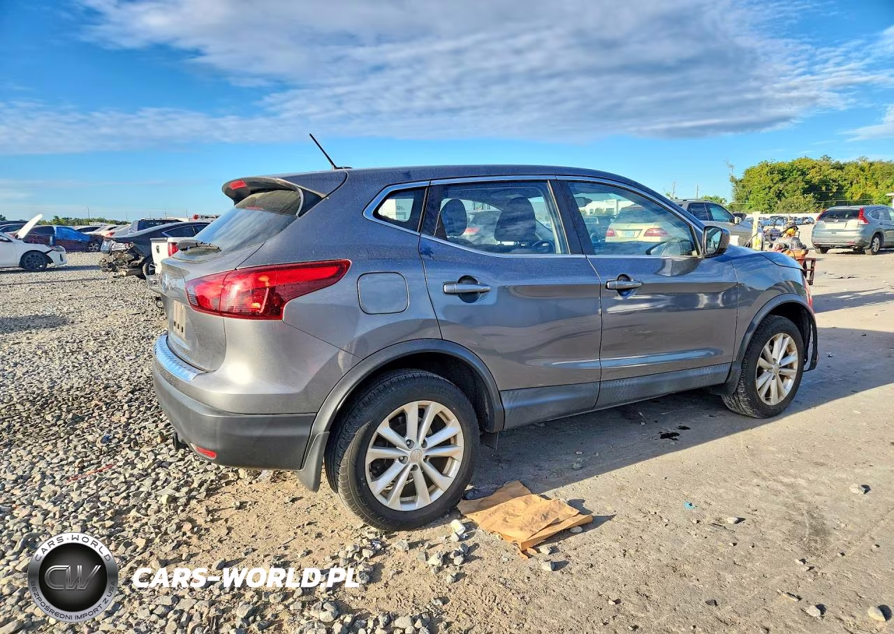 2018 Nissan Rogue Sport S VIN:JN1BJ1CP5JW187581 - 3