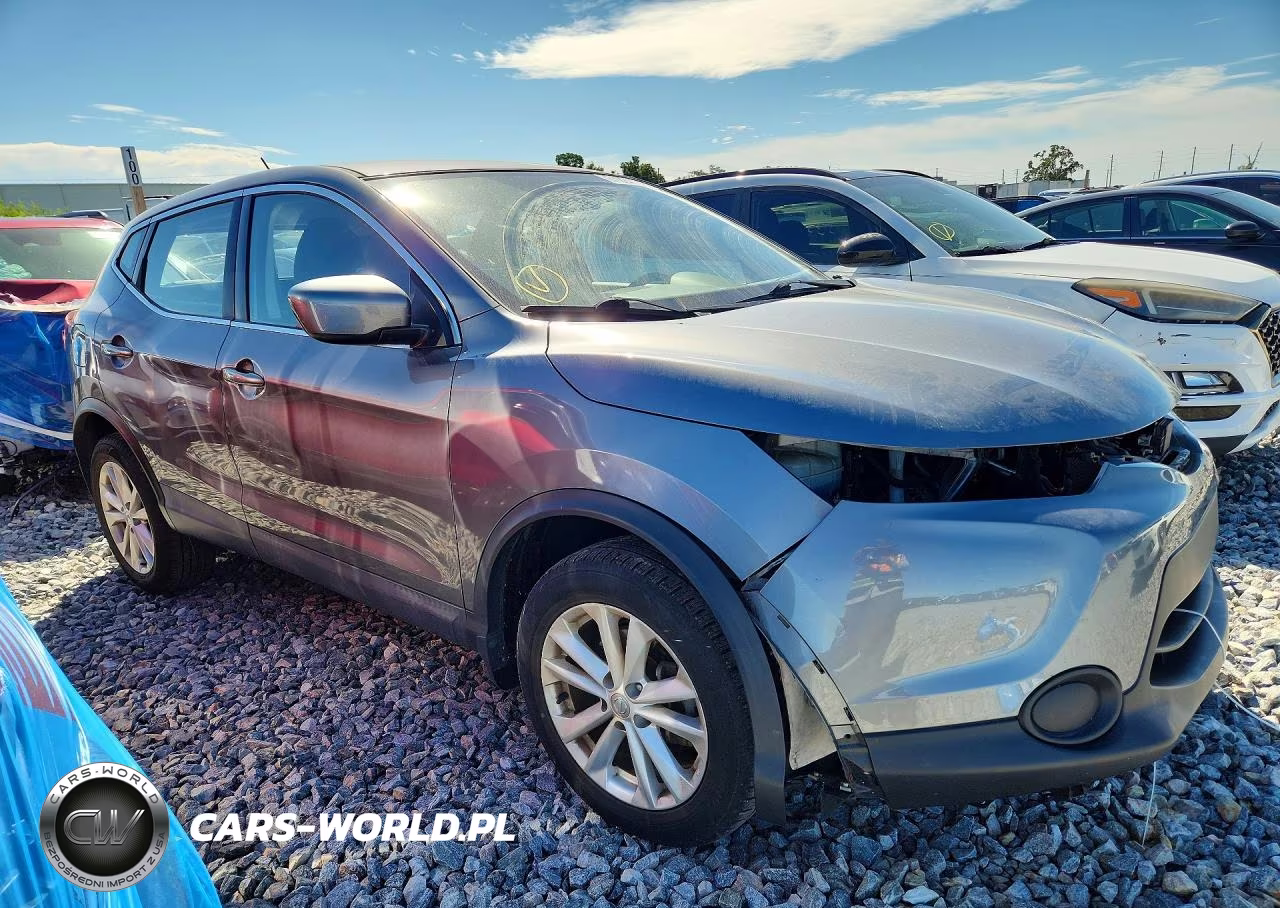 2018 Nissan Rogue Sport S VIN:JN1BJ1CP5JW187581 - 4