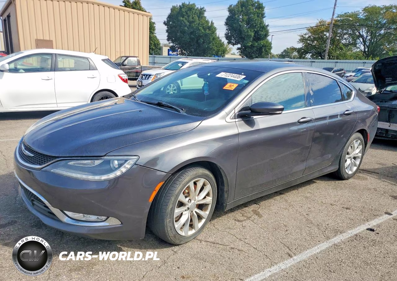 2015 Chrysler 200 C VIN:1C3CCCCG6FN633732 - 1