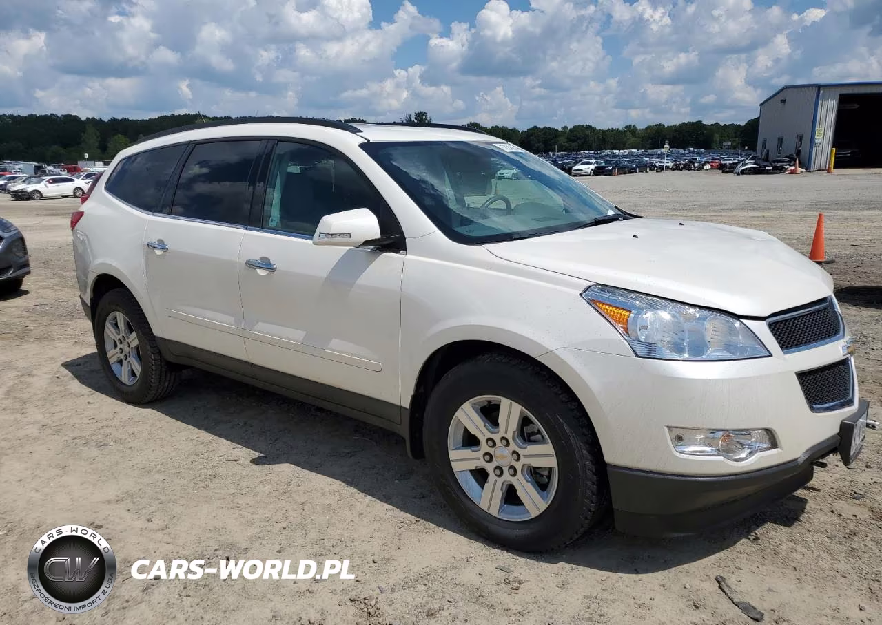 2011 Chevrolet Traverse Lt VIN:1GNKRGED6BJ157197 - 4
