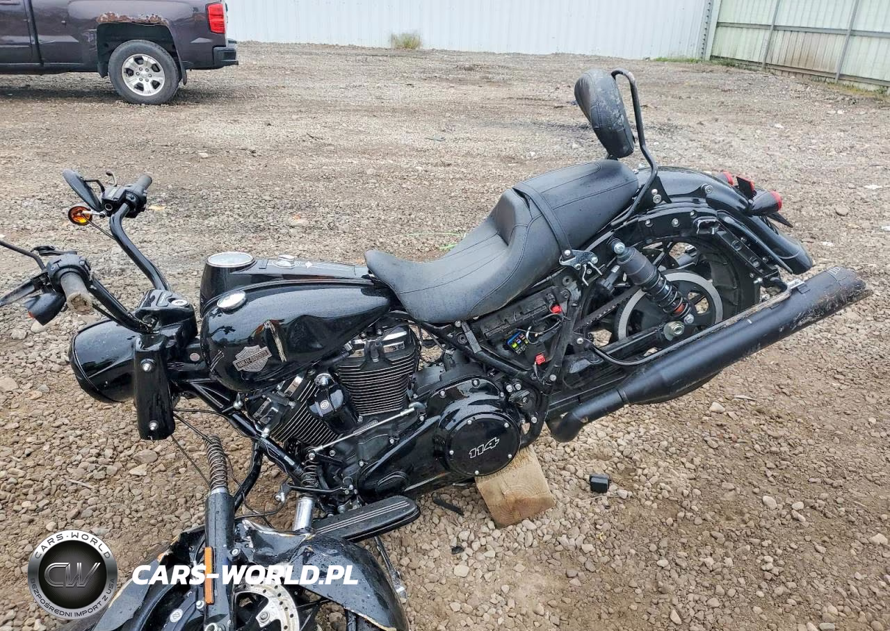 2025 Harley-Davidson Flhrxs VIN:1HD1KVP10SB633288 - 3