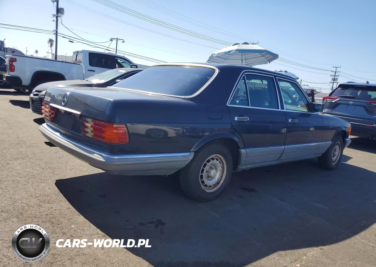 1982 Mercedes-Benz 380-Class VIN:WDB12602212072448 - 3