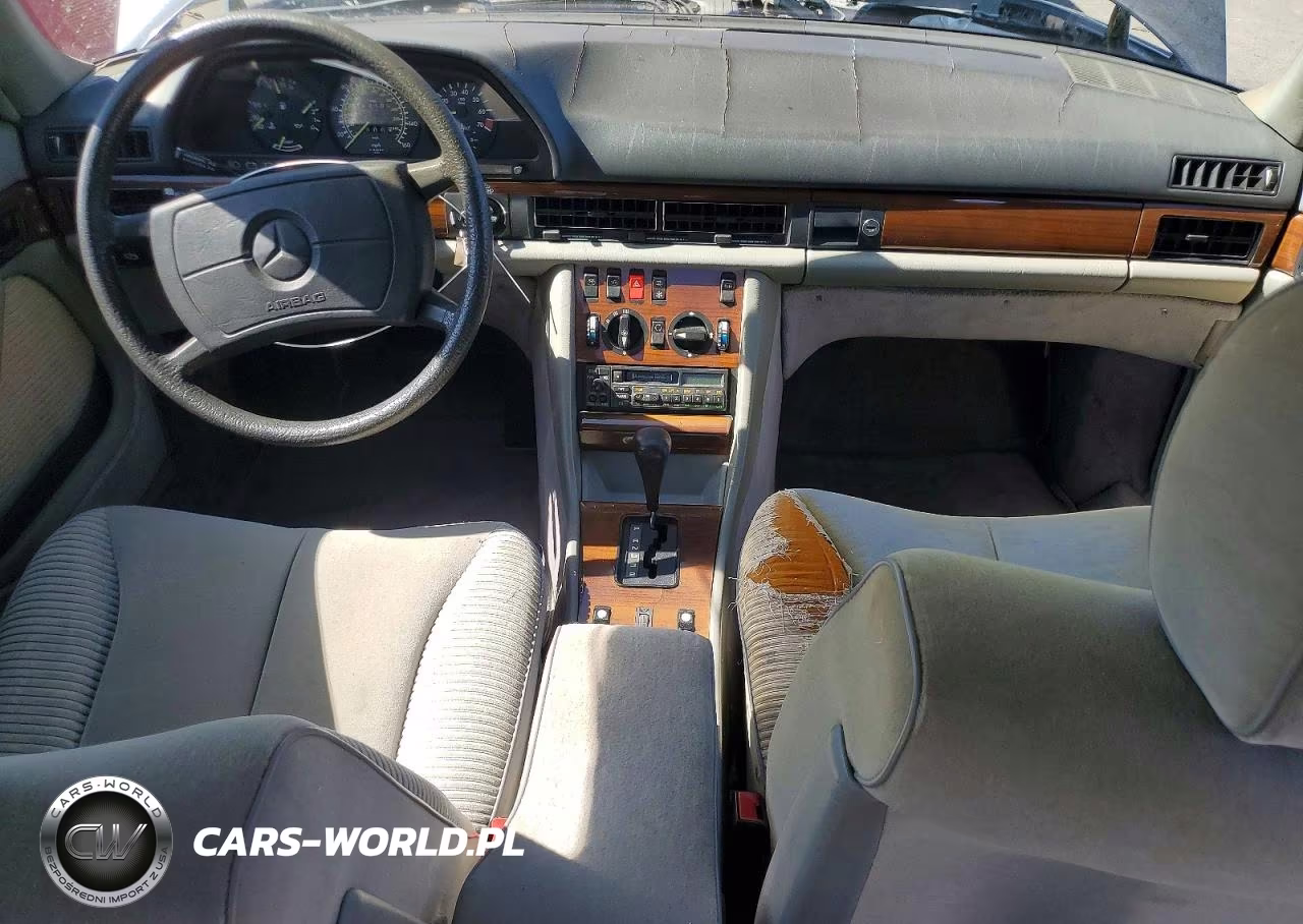 1982 Mercedes-Benz 380-Class VIN:WDB12602212072448 - 8