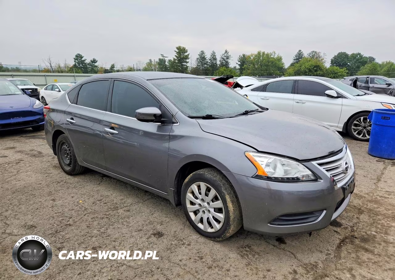 2015 Nissan Sentra S VIN:3N1AB7AP9FY303900 - 4