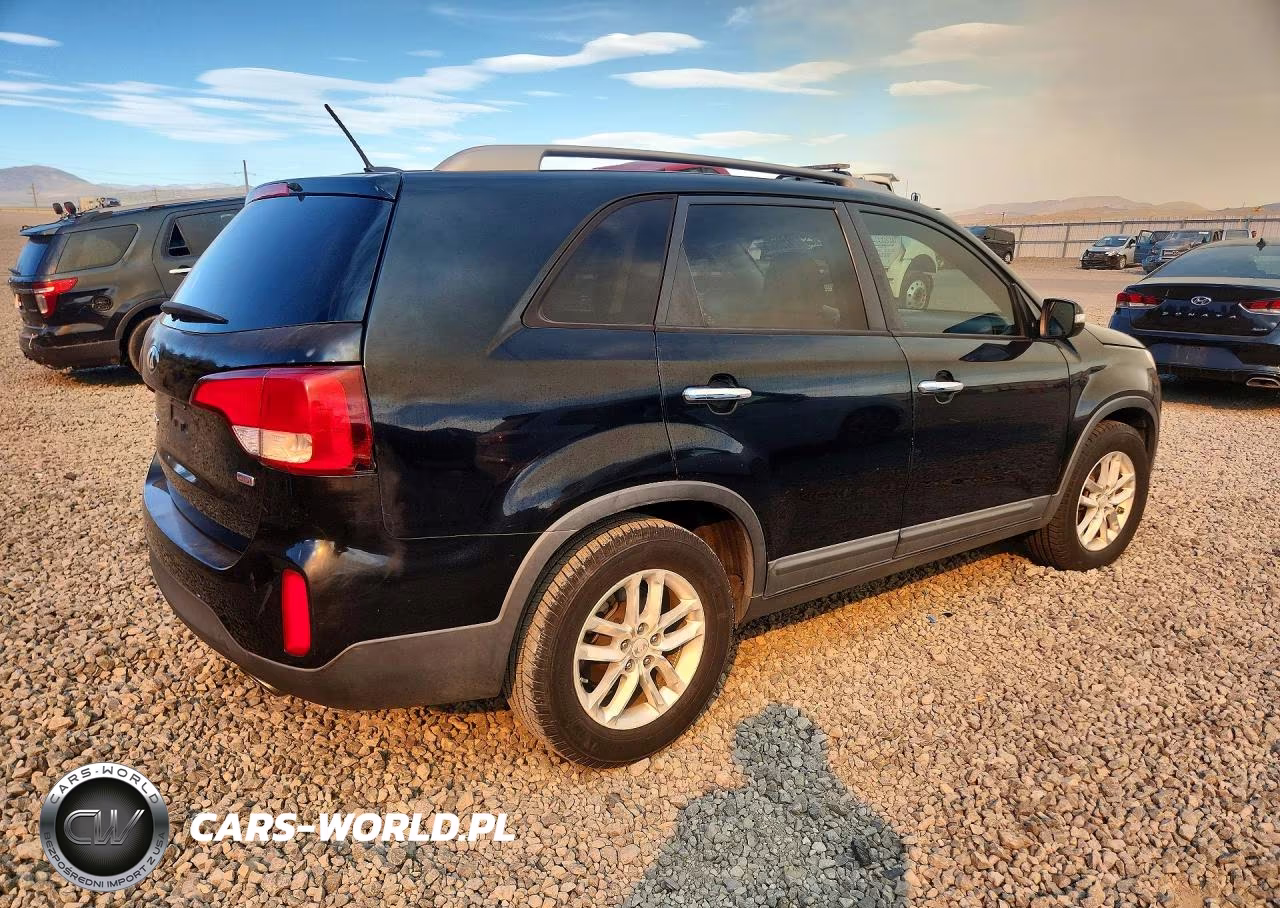 2014 Kia Sorento Lx VIN:5XYKT4A78EG442559 - 3