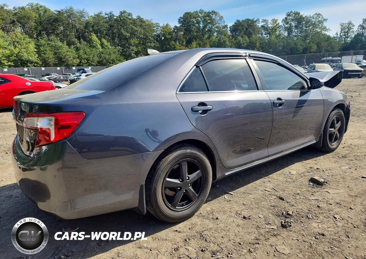 2012 Toyota Camry Le VIN:4T4BF1FK6CR261153 - 3