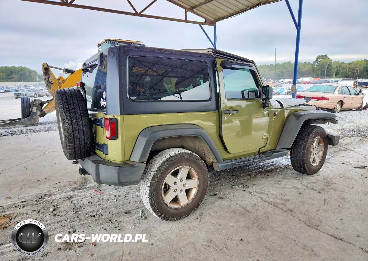 2013 Jeep Wrangler Sport VIN:1C4GJWAG0DL619003 - 3