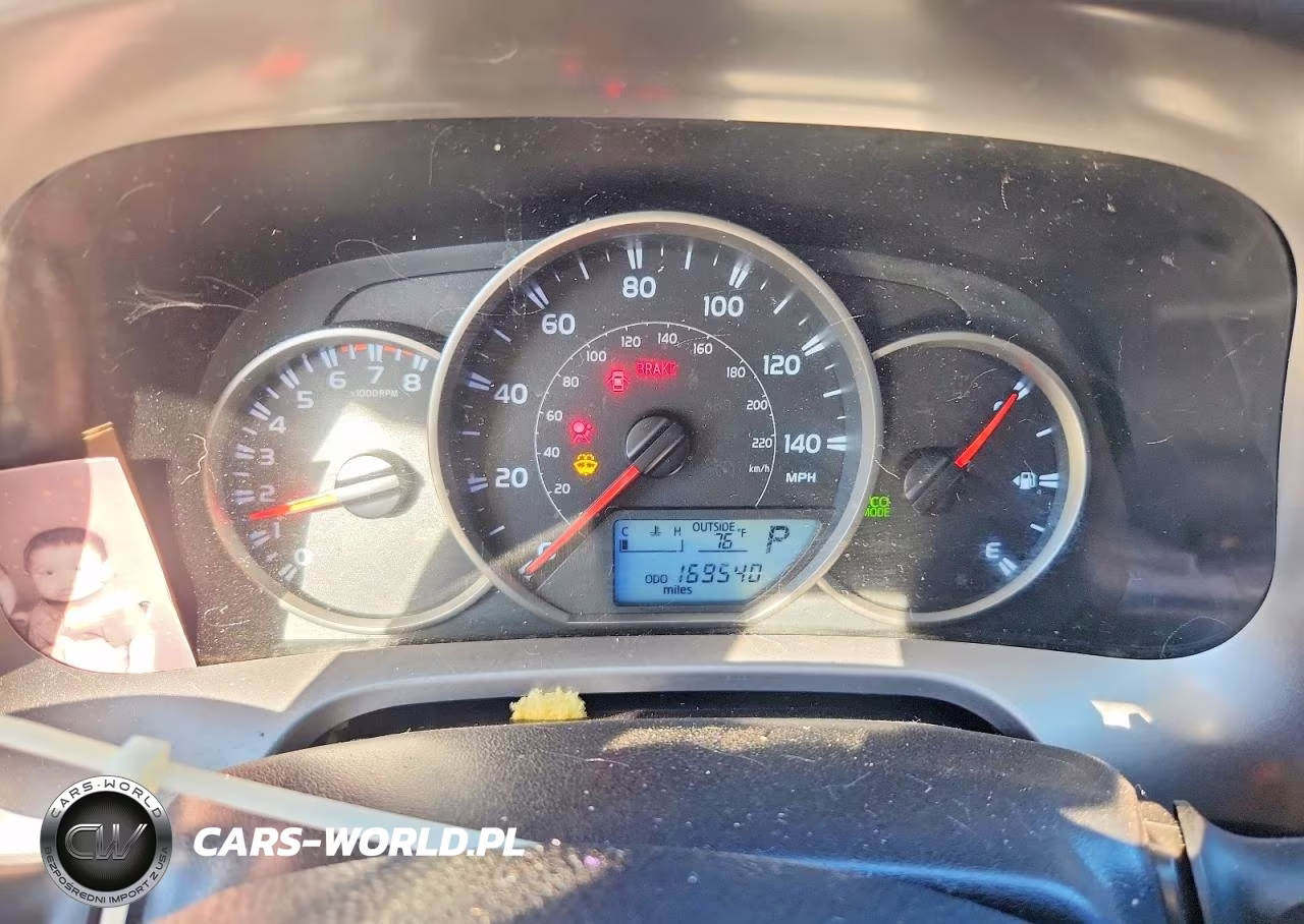 2016 Toyota Rav4 Le VIN:JTMZFREV9GJ097184 - 9