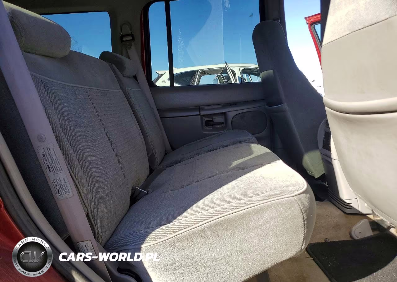 1997 Ford Explorer VIN:1FMDU35P3VZB98942 - 11