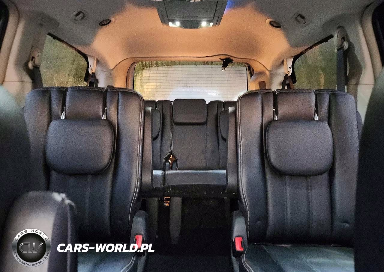2015 Chrysler Town & Country Touring VIN:2C4RC1BG3FR630432 - 10