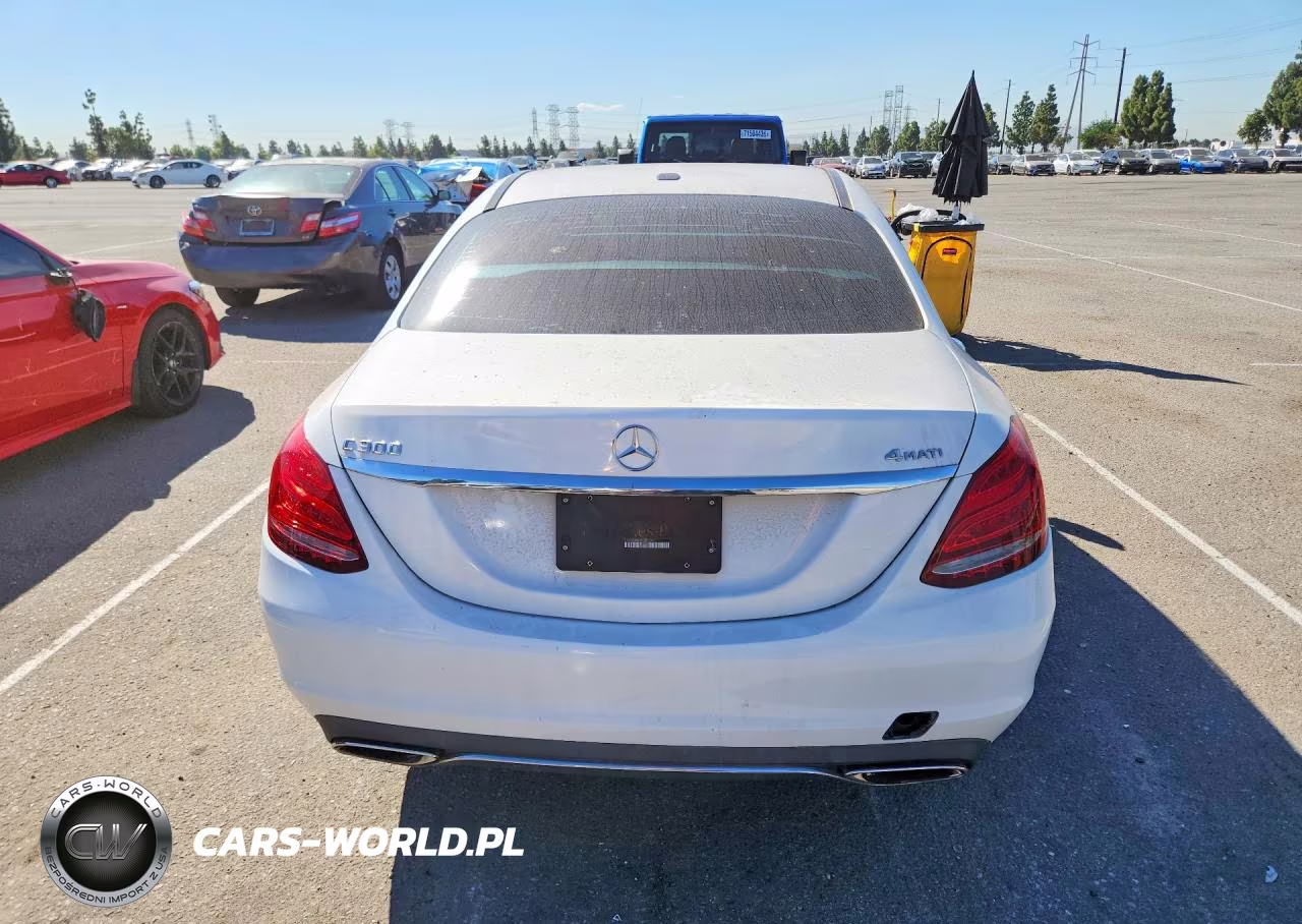 2015 Mercedes-Benz C 300 4Matic VIN:55SWF4KB1FU013590 - 6