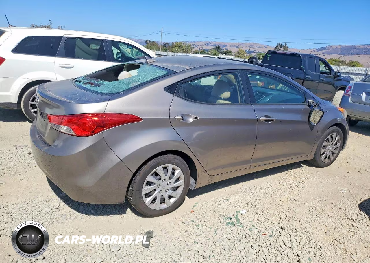 2011 Hyundai Elantra Gls VIN:5NPDH4AE8BH033667 - 3