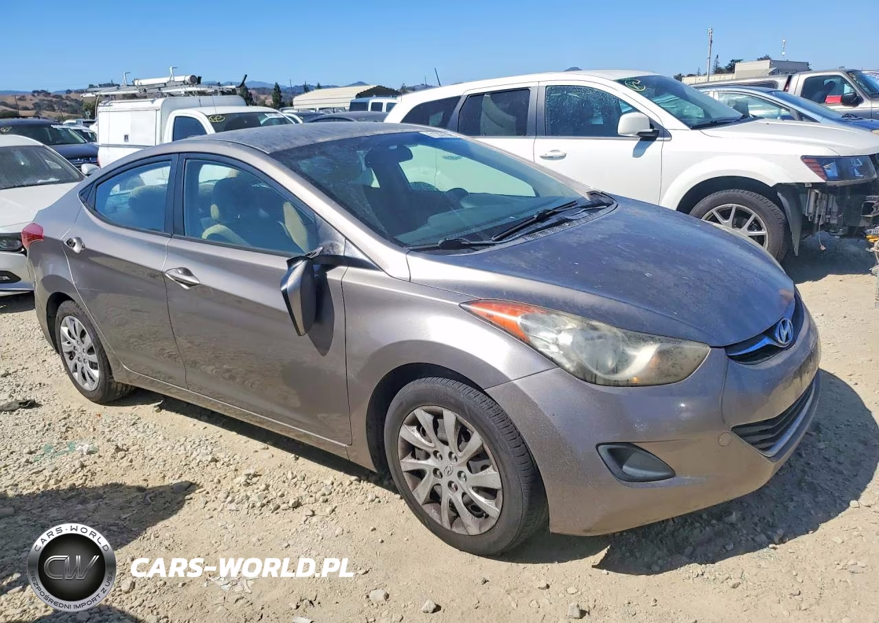 2011 Hyundai Elantra Gls VIN:5NPDH4AE8BH033667 - 4