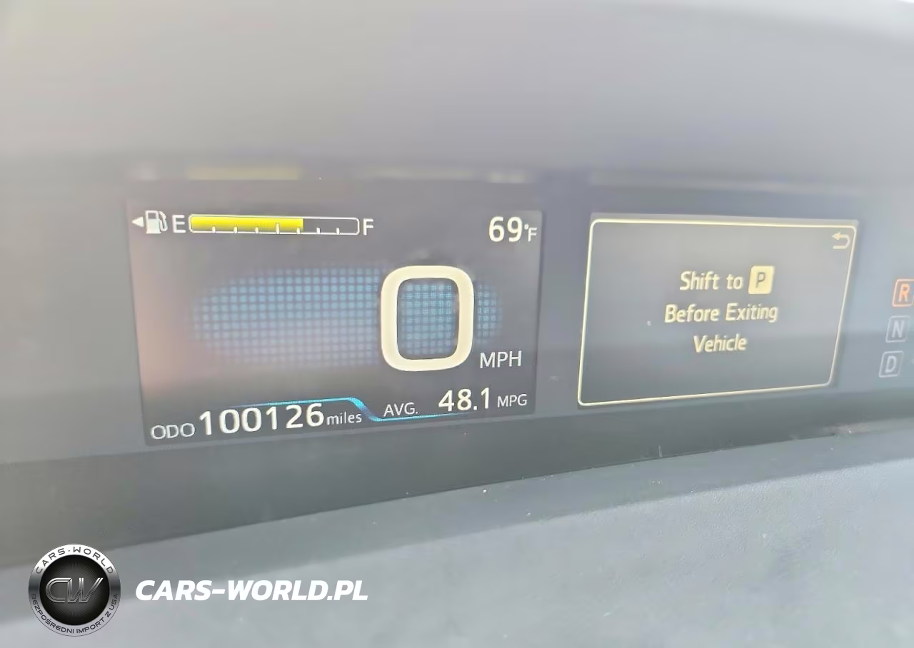 2017 Toyota Prius Four Touring VIN:JTDKARFUXH3053593 - 9