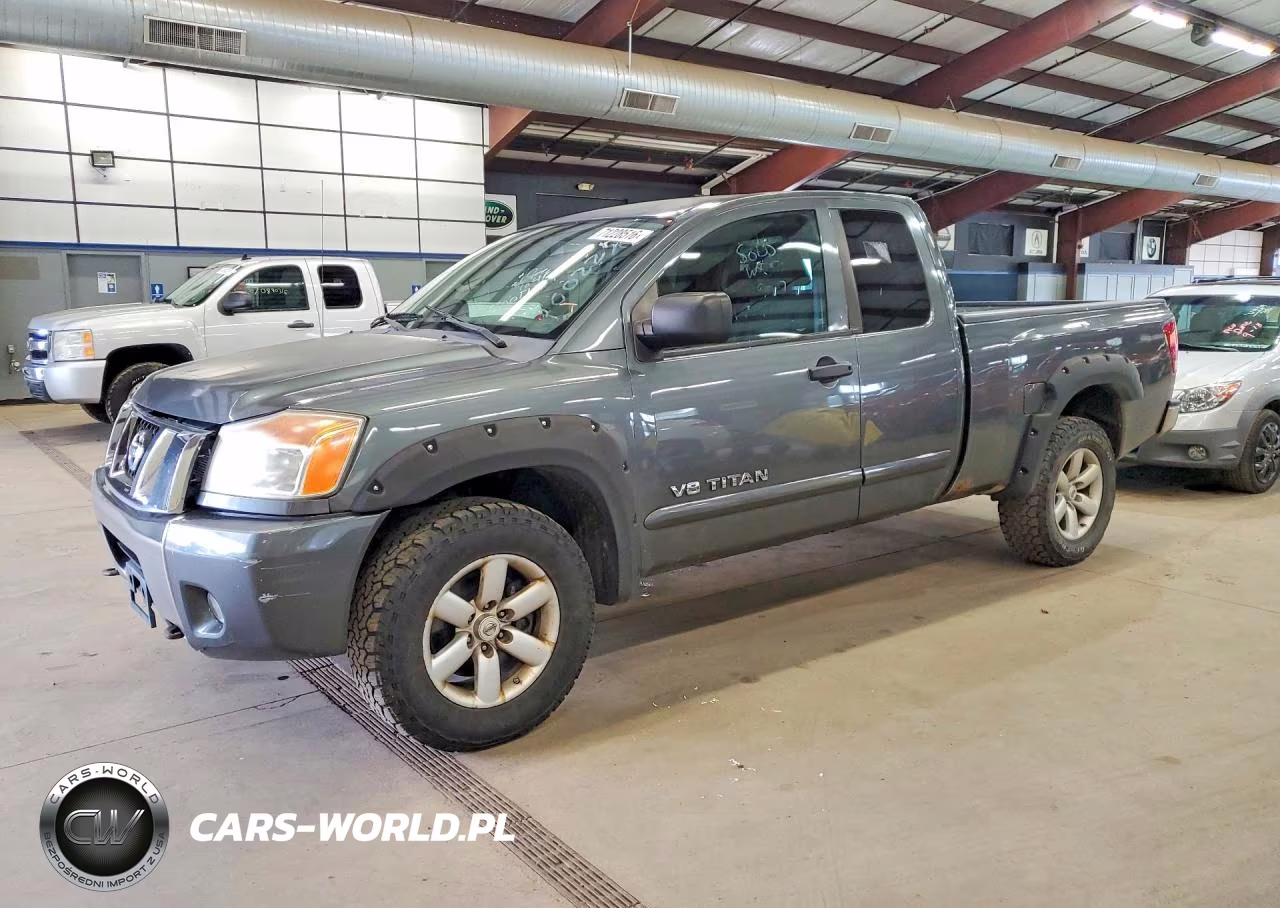 2010 Nissan Titan Se – zdjęcie 1 z 12