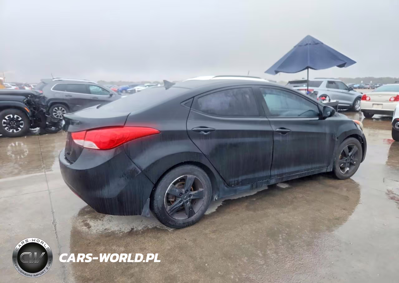 2013 Hyundai Elantra Gls VIN:KMHDH4AE9DU844981 - 3