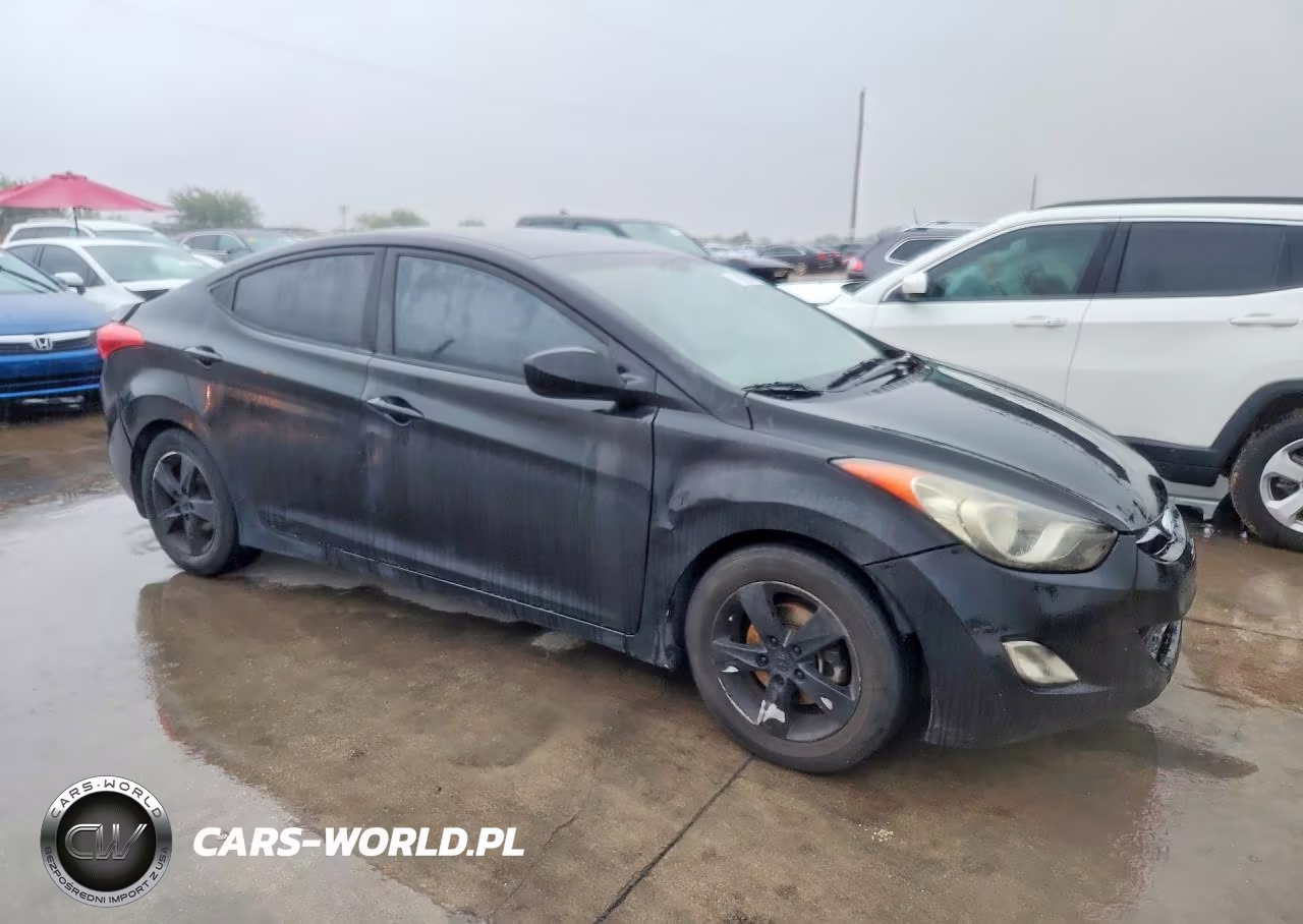 2013 Hyundai Elantra Gls VIN:KMHDH4AE9DU844981 - 4