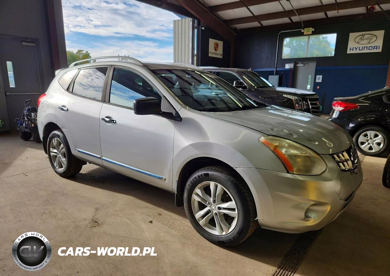 2015 Nissan Rogue Select S VIN:JN8AS5MV1FW769358 - 4