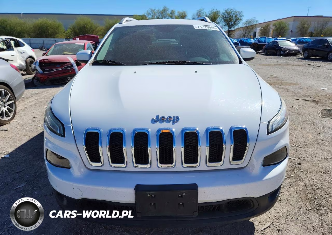 2015 Jeep Cherokee Latitude VIN:1C4PJLCB7FW536489 - 5