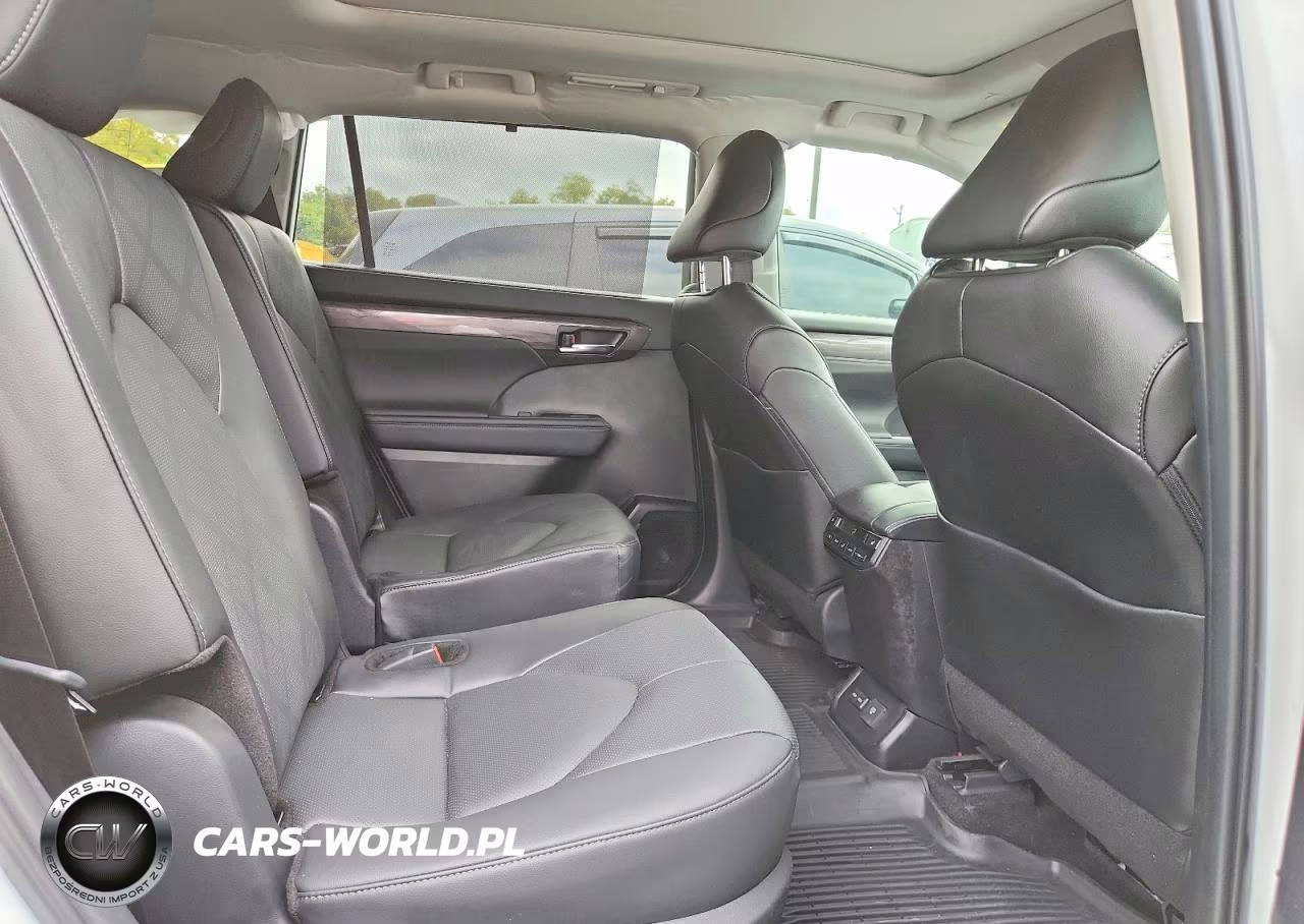 2024 Toyota Highlander Platinum VIN:5TDKDRBH7RS542128 - 11