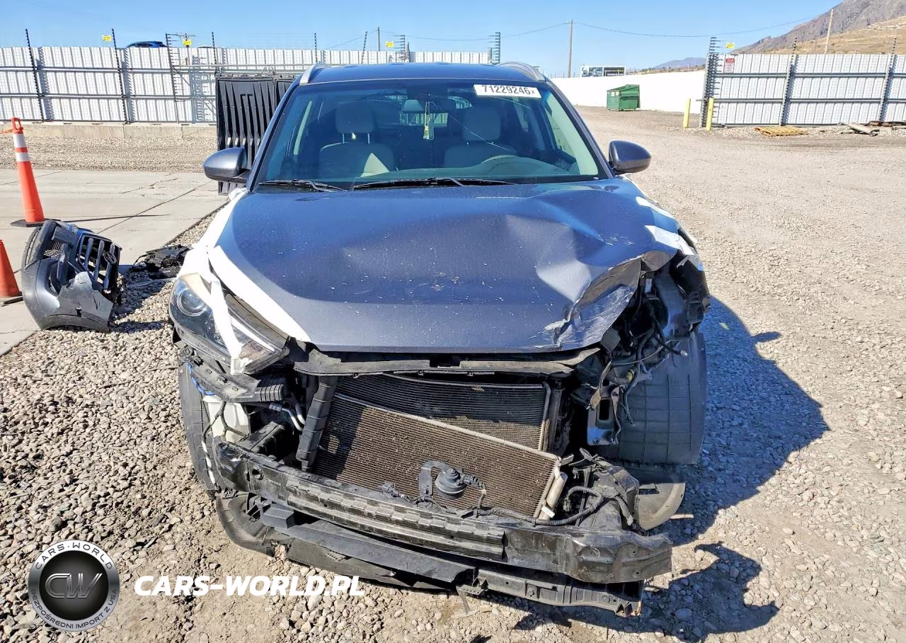 2017 Hyundai Tucson Se VIN:KM8J3CA4XHU385128 - 5