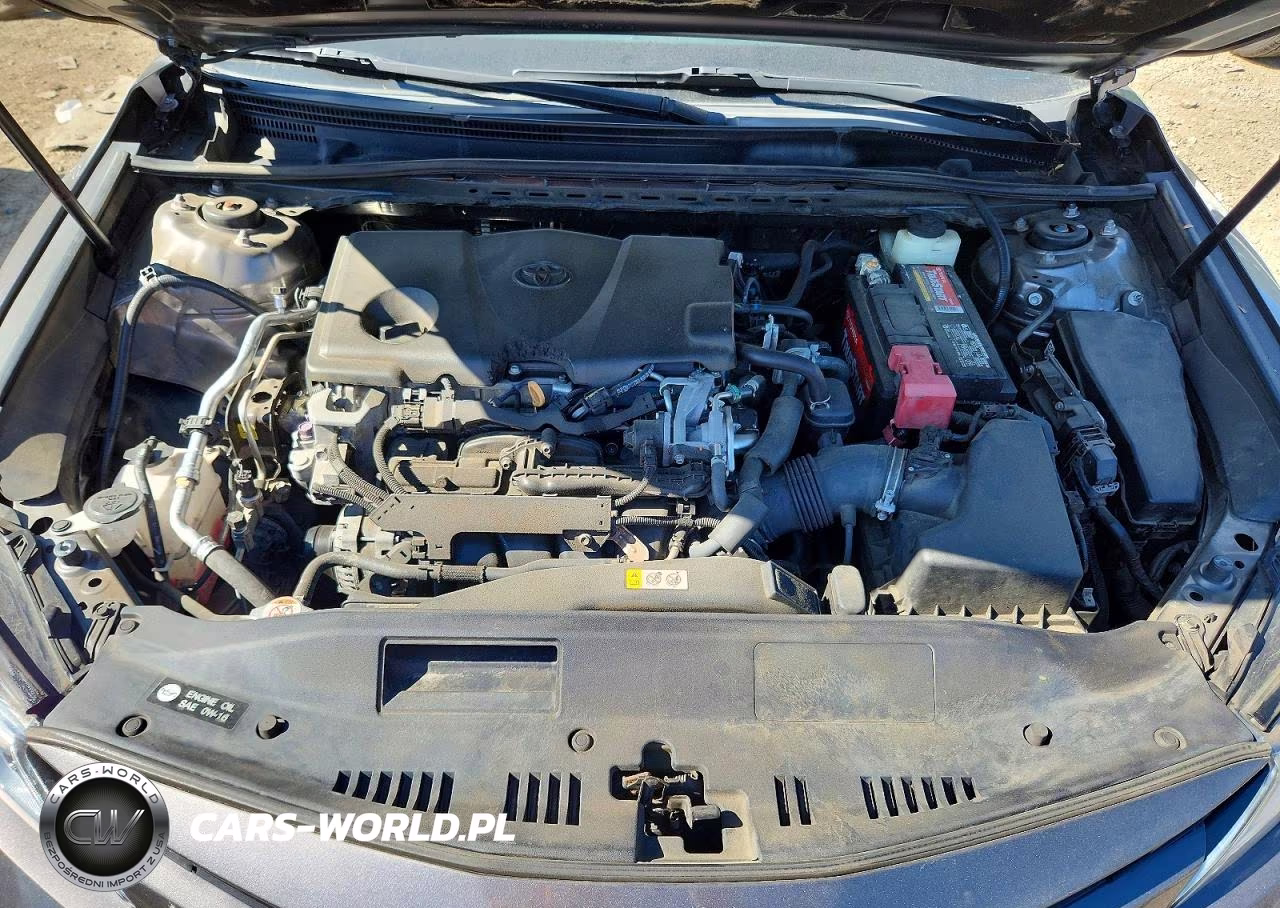 2018 Toyota Camry Le VIN:4T1B11HKXJU580798 - 11
